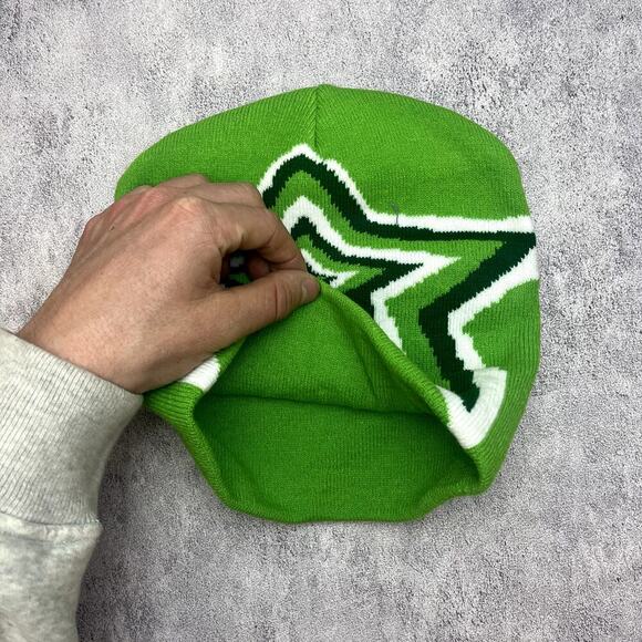Y2k 2000s green star grunge beanie - Picture 2 of 7